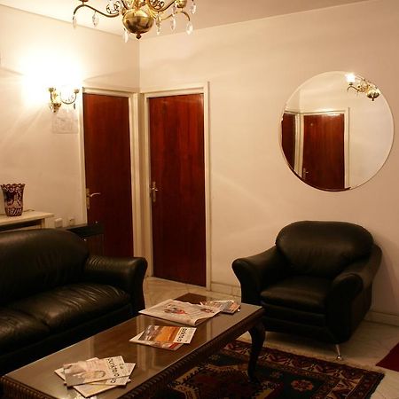 Pensiunea Helvetia Bukares Bagian luar foto